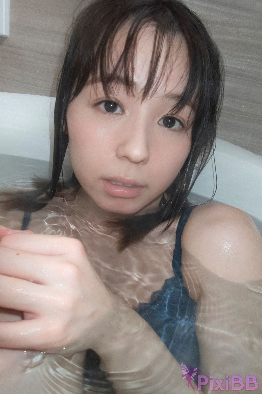Japanese Idol Rina Koike turn your page SPA digital photo book BOOKS PixiBB.COM 055