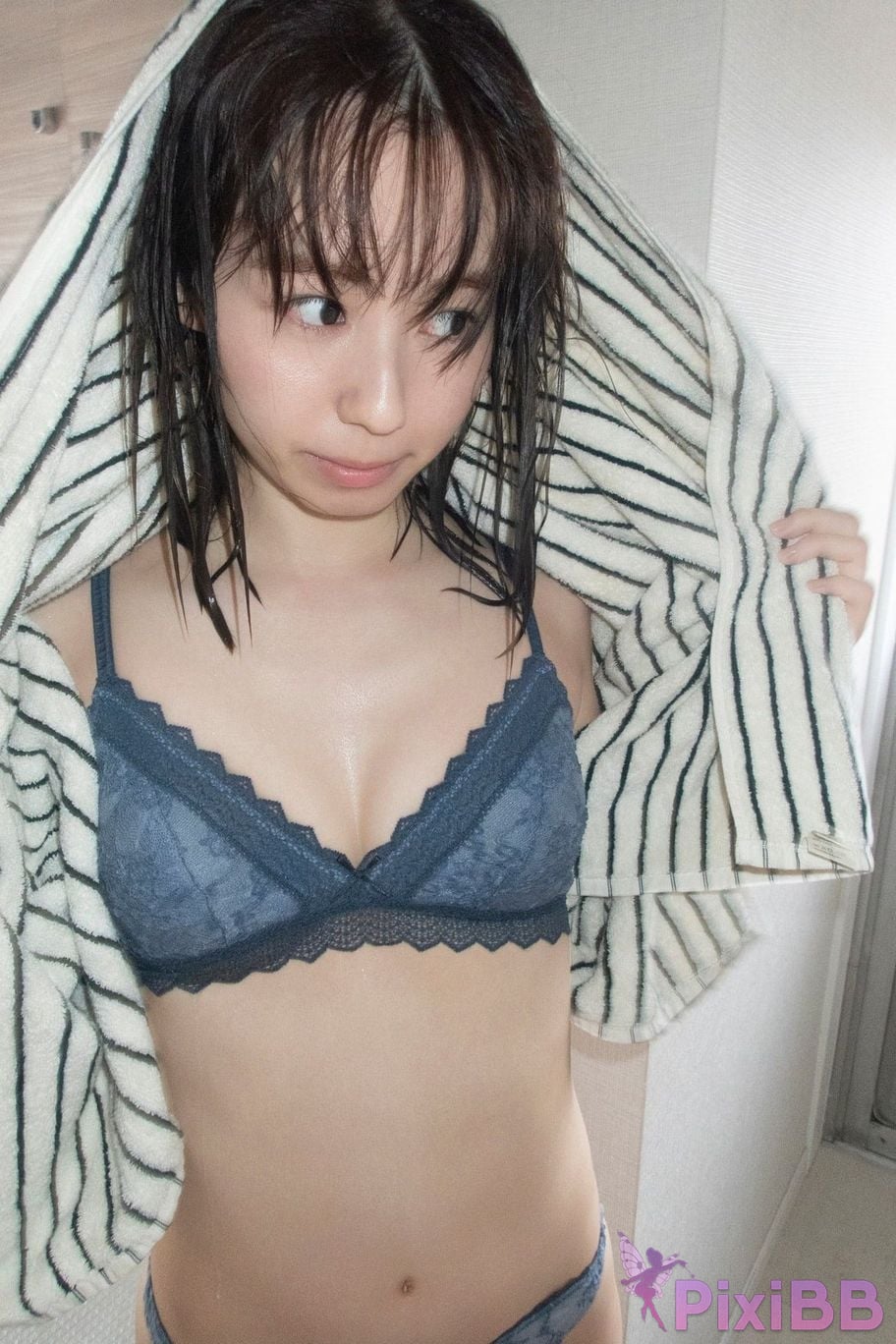 Japanese Idol Rina Koike turn your page SPA digital photo book BOOKS PixiBB.COM 060