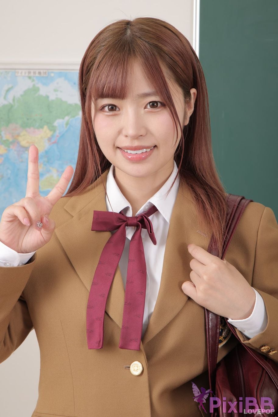Japanese Idol Rika Tsubaki Lovepop L0795 PixiBB.COM 186