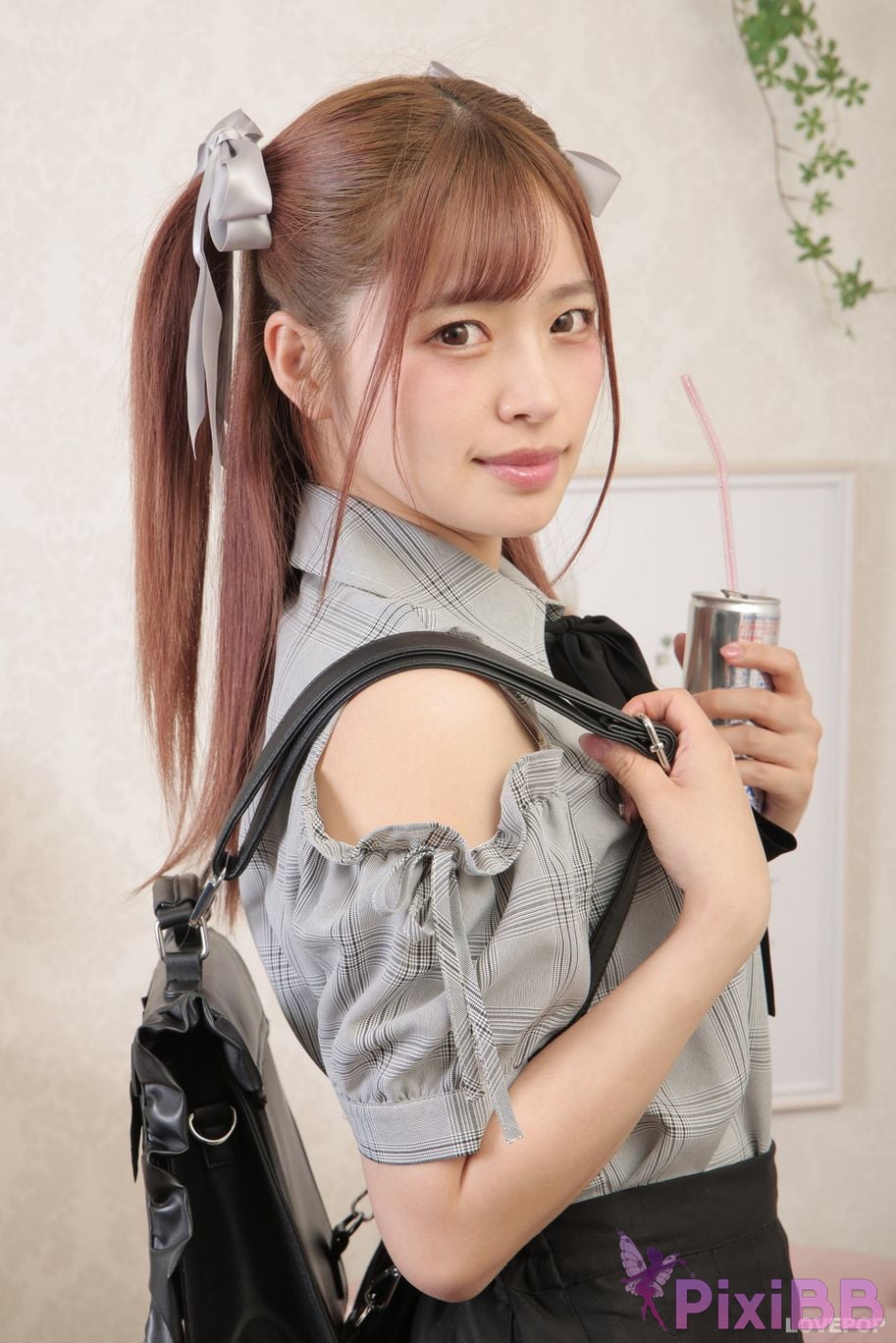 Japanese Idol Rika Tsubaki Lovepop L0795 PixiBB.COM 278