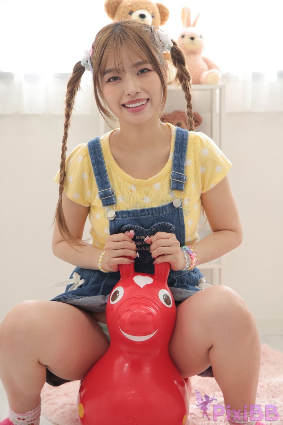 Japanese Idol Rika Tsubaki Lovepop L0795 PixiBB.COM 469