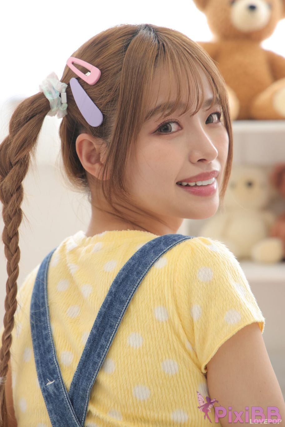 Japanese Idol Rika Tsubaki Lovepop L0795 PixiBB.COM 476