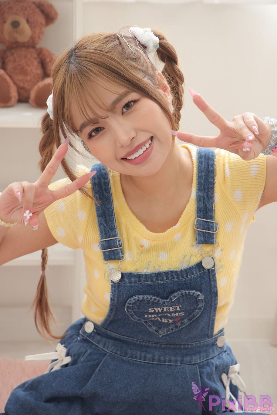 Japanese Idol Rika Tsubaki Lovepop L0795 PixiBB.COM 479