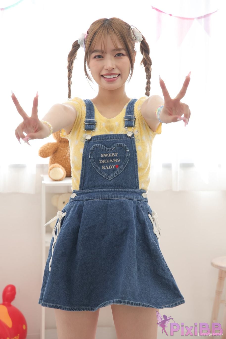 Japanese Idol Rika Tsubaki Lovepop L0795 PixiBB.COM 482