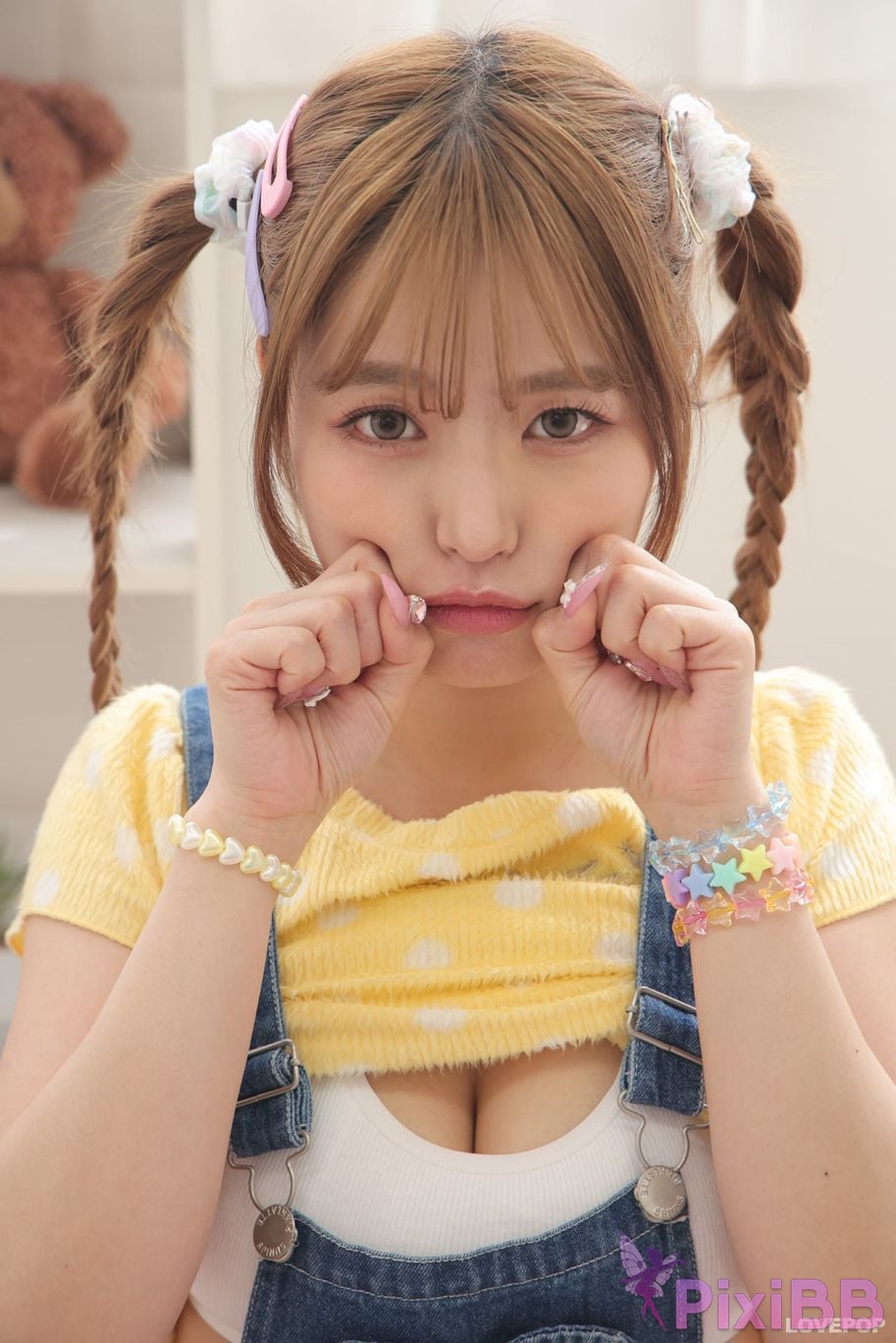 Japanese Idol Rika Tsubaki Lovepop L0795 PixiBB.COM 489