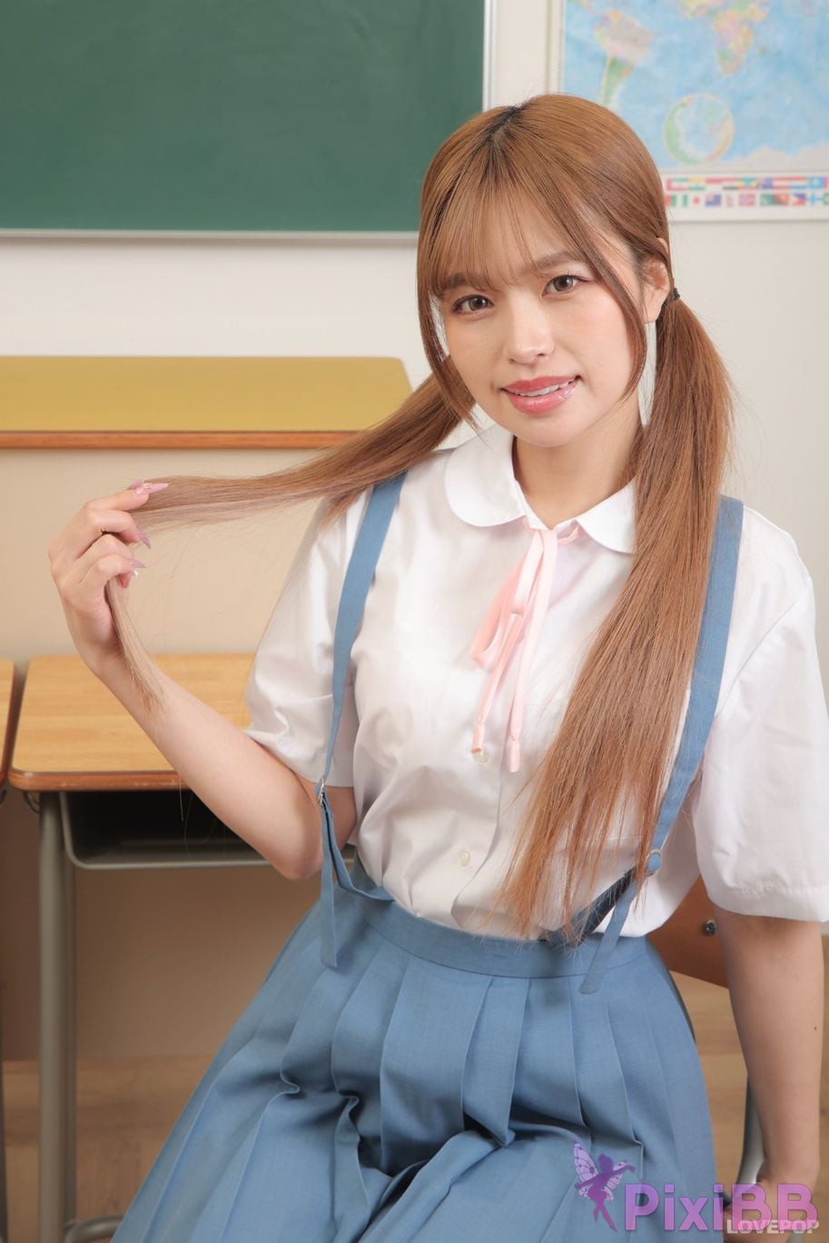 Japanese Idol Rika Tsubaki Lovepop L0795 PixiBB.COM 547