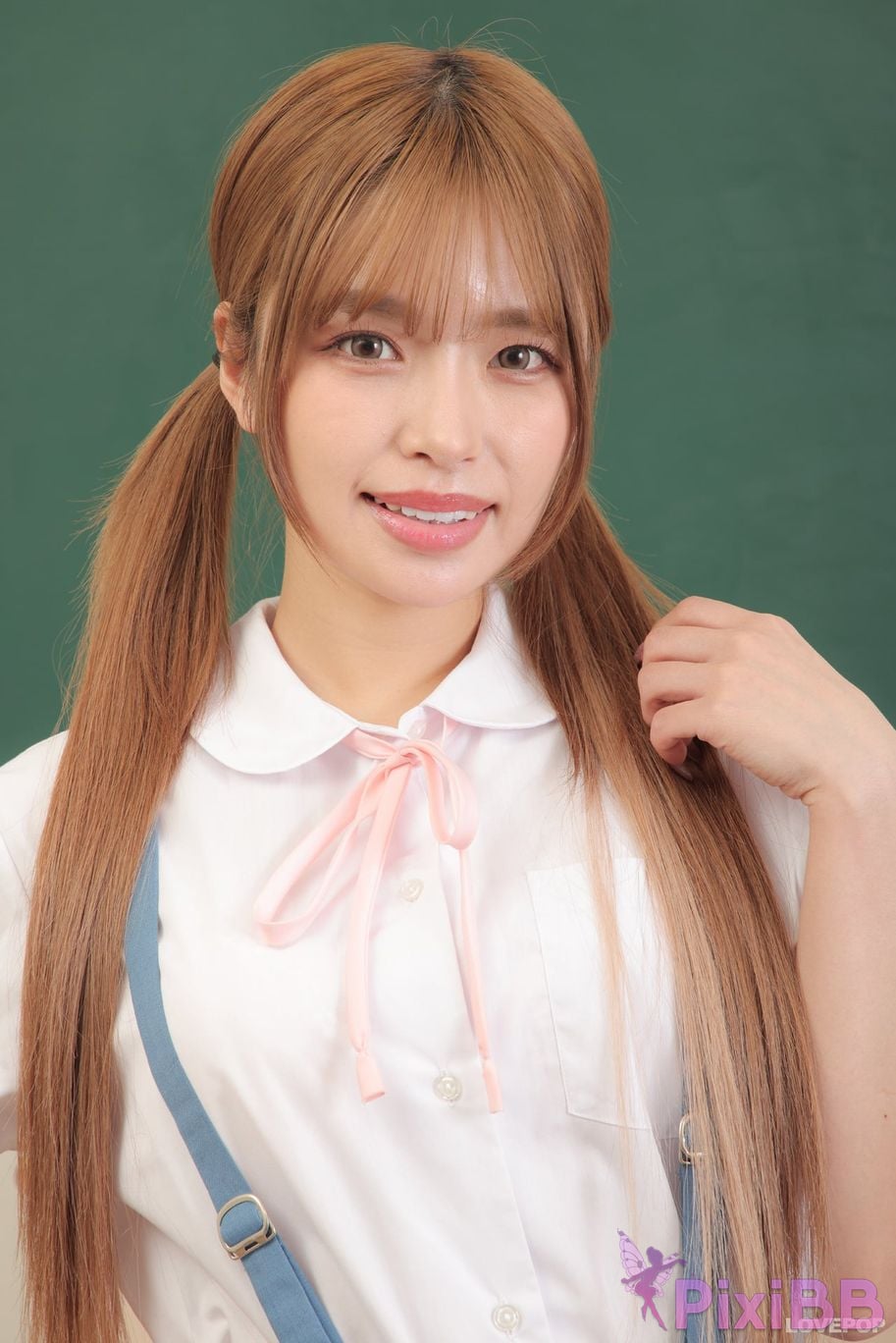 Japanese Idol Rika Tsubaki Lovepop L0795 PixiBB.COM 554