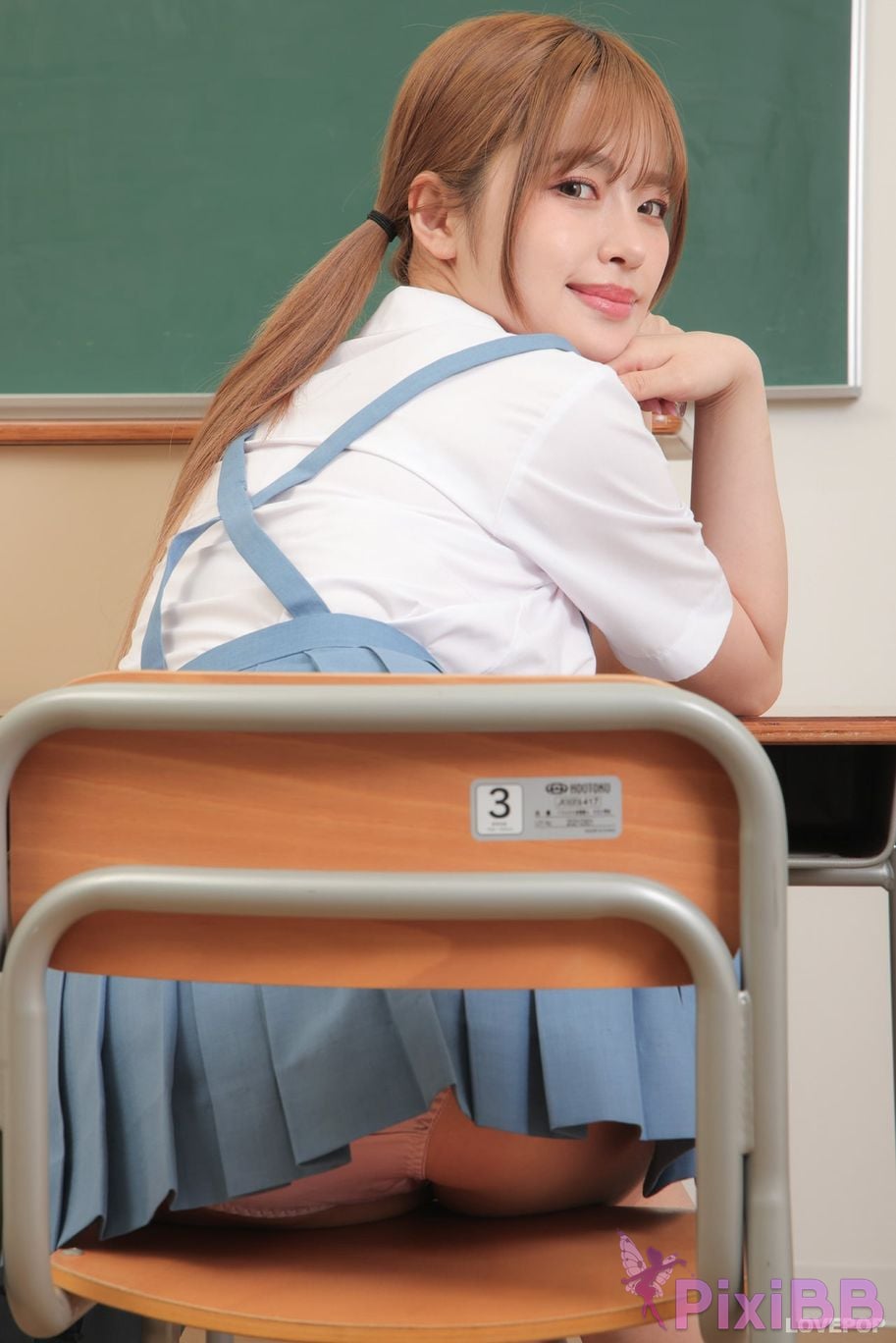 Japanese Idol Rika Tsubaki Lovepop L0795 PixiBB.COM 557