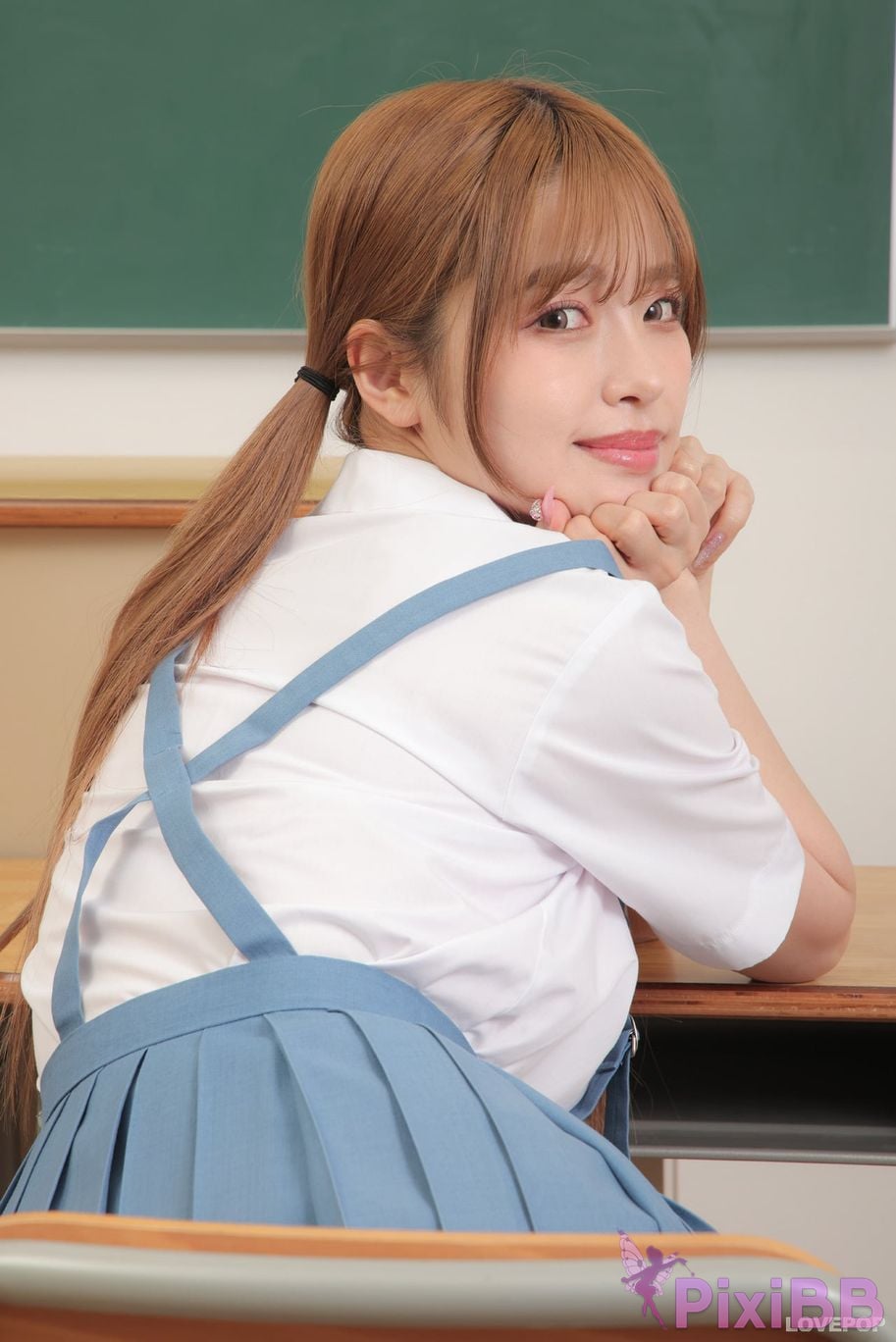 Japanese Idol Rika Tsubaki Lovepop L0795 PixiBB.COM 558