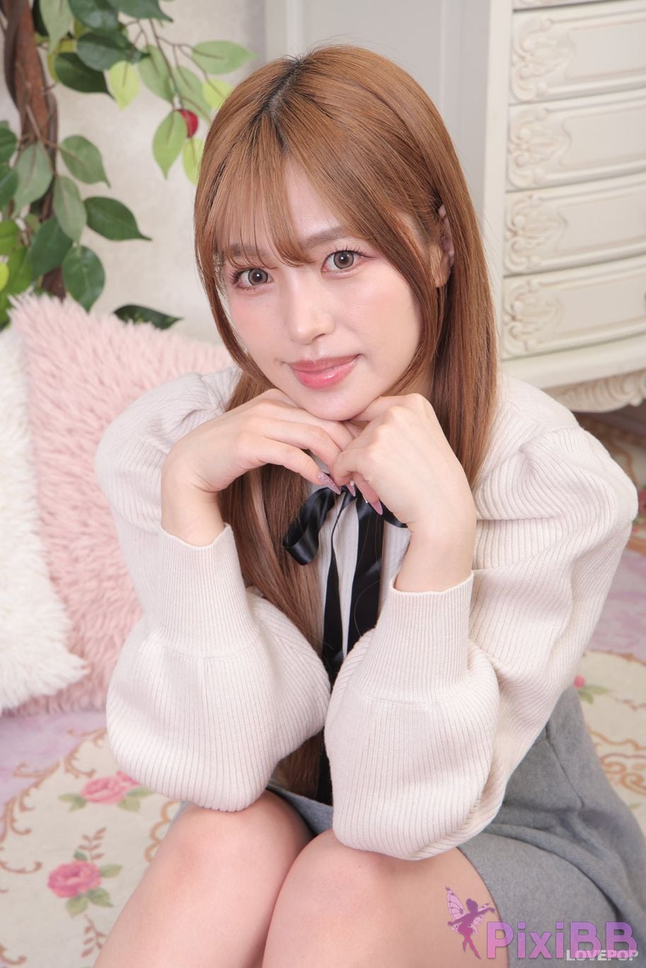 Japanese Idol Rika Tsubaki Lovepop L0795 PixiBB.COM 681