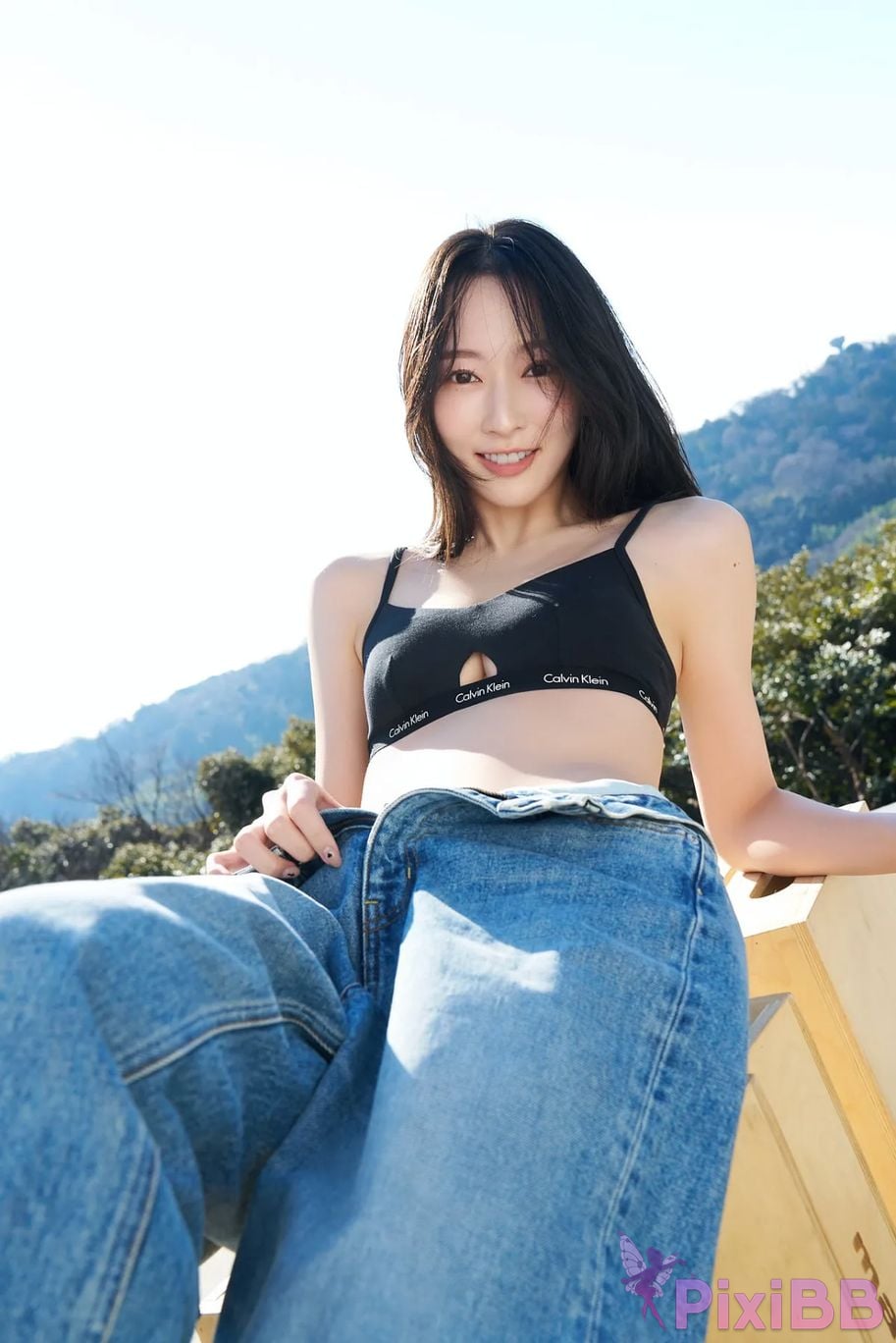 Japanese Idol Yulano Ochi Yurano FRIDAY digital photo book Nocturne PixiBB.COM 040