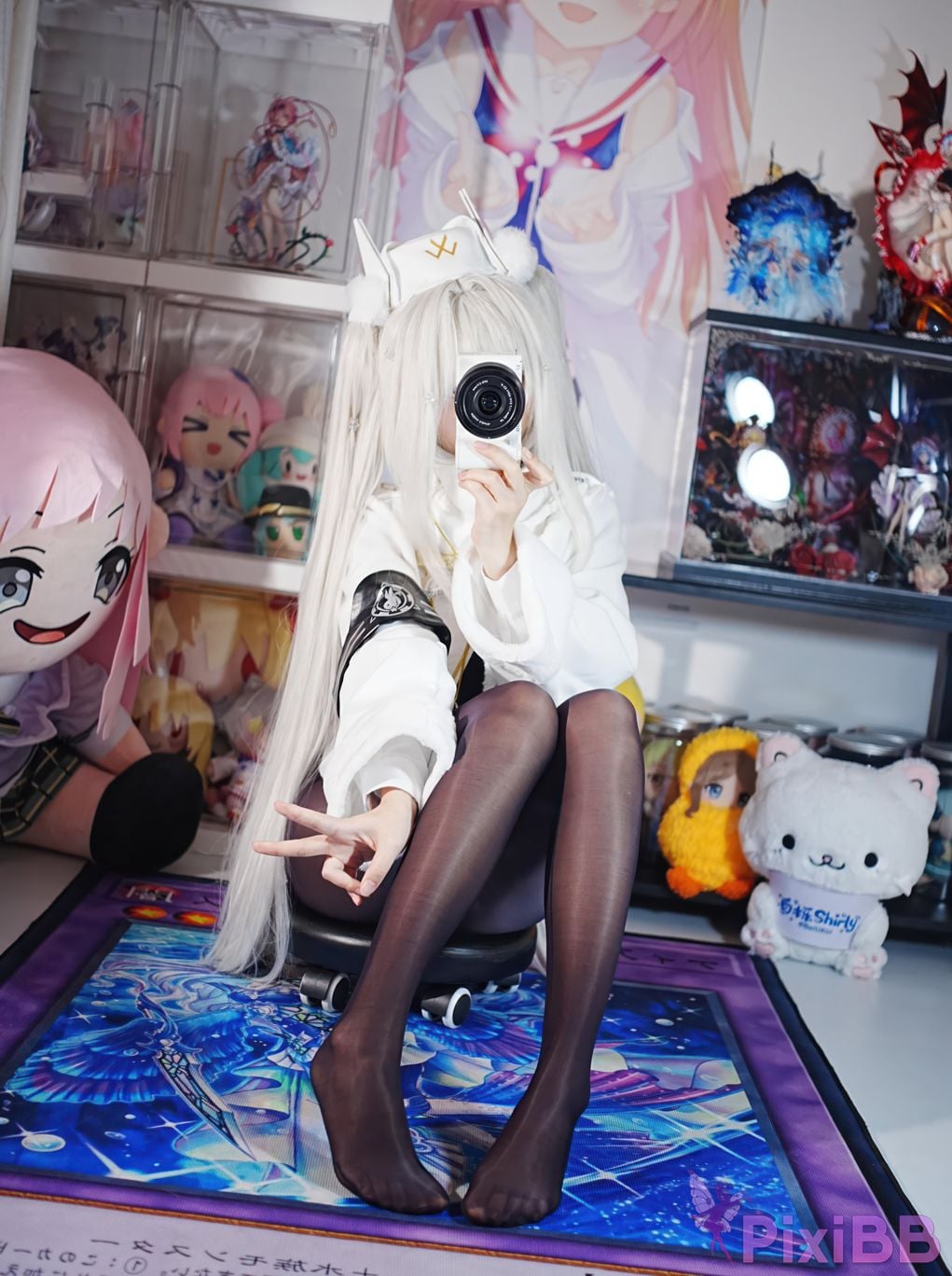 Cosplayer white oak Shirly Rabbit Lucky Train PixiBB.COM 016