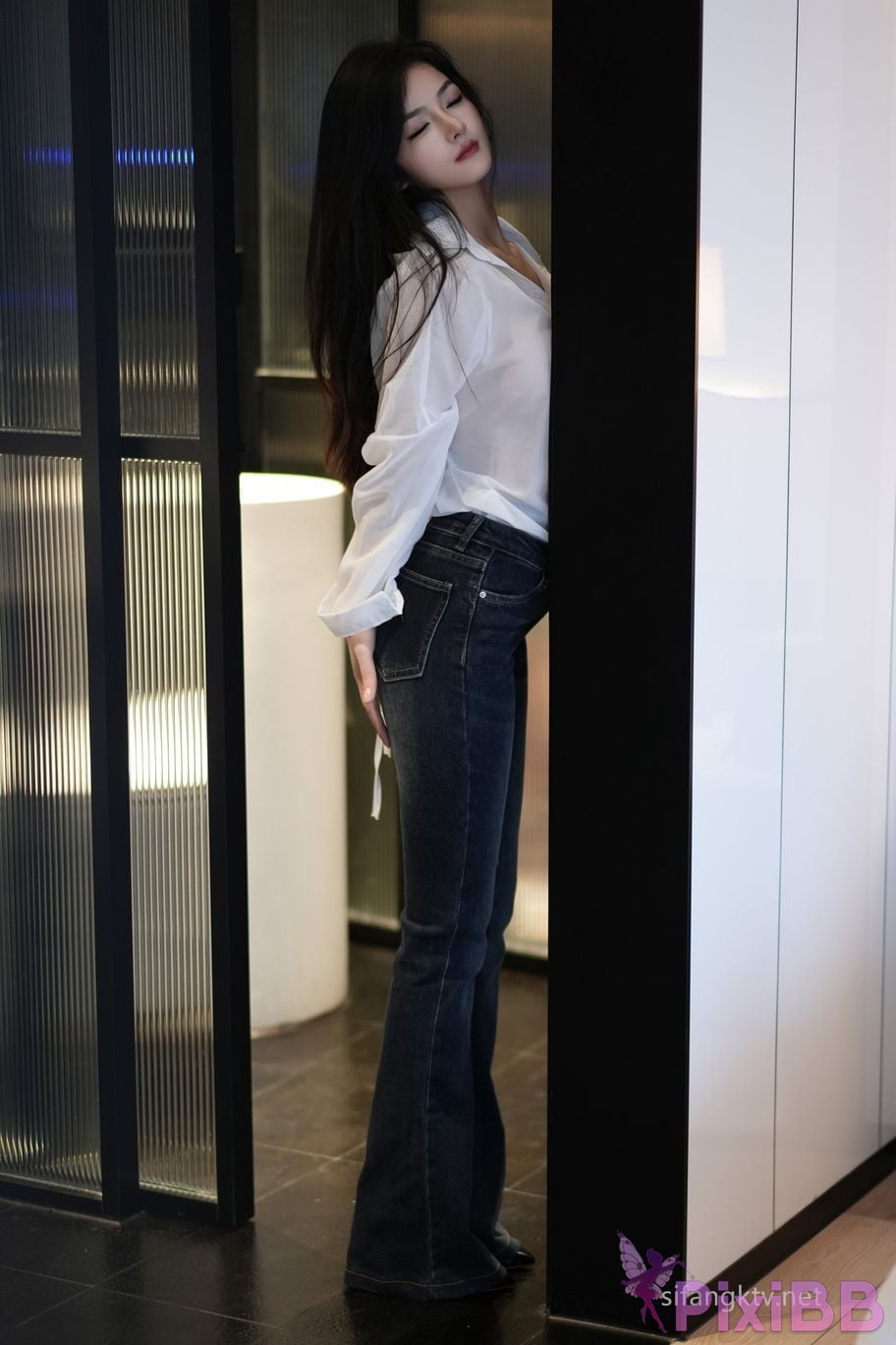 XR Uncensored Tan Xiaoling R18 XIUREN model Original picture of jeans PixiBB.COM 009