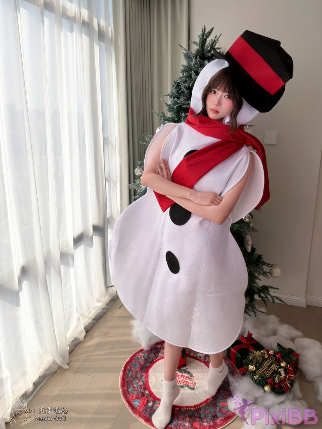 Cosplayer Mochi is delicious Miss Snowmans surprise instruction PixiBB.COM 009