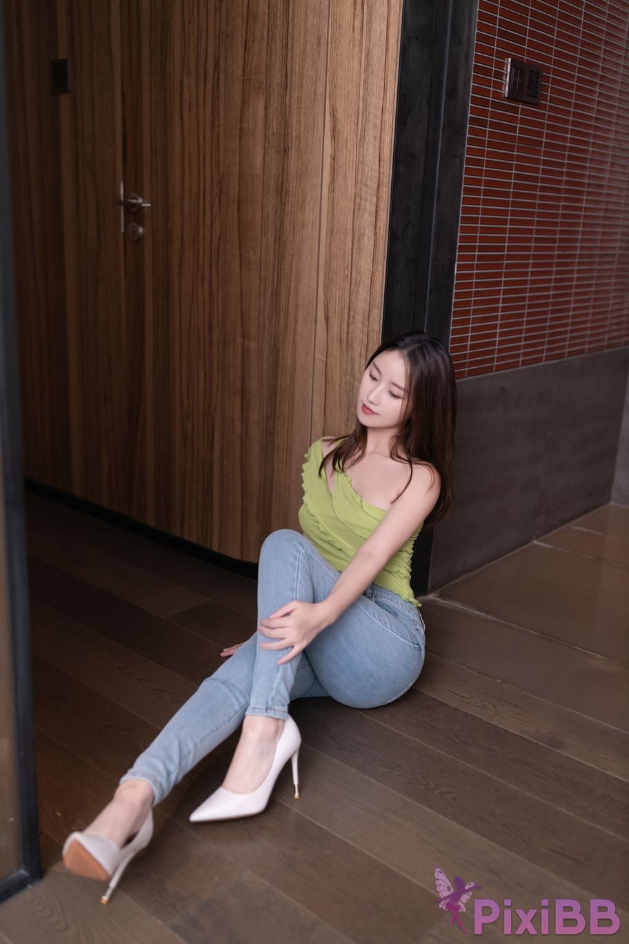 No watermark for in app purchases apricot Yada XIUREN model jeans PixiBB.COM 003