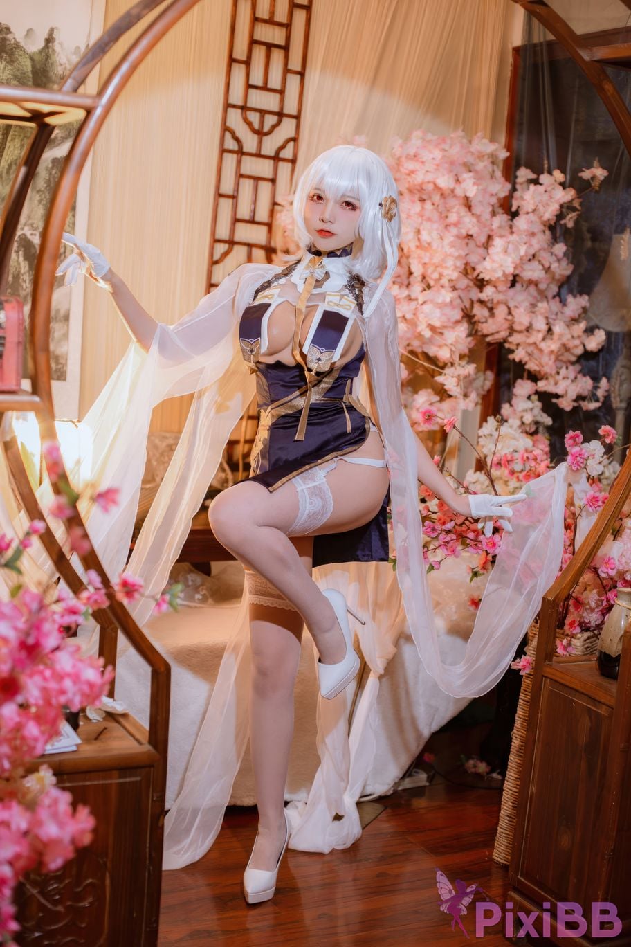 Cosplayer Second Assistant Nisa azur lane Sirius cheongsam PixiBB.COM 001