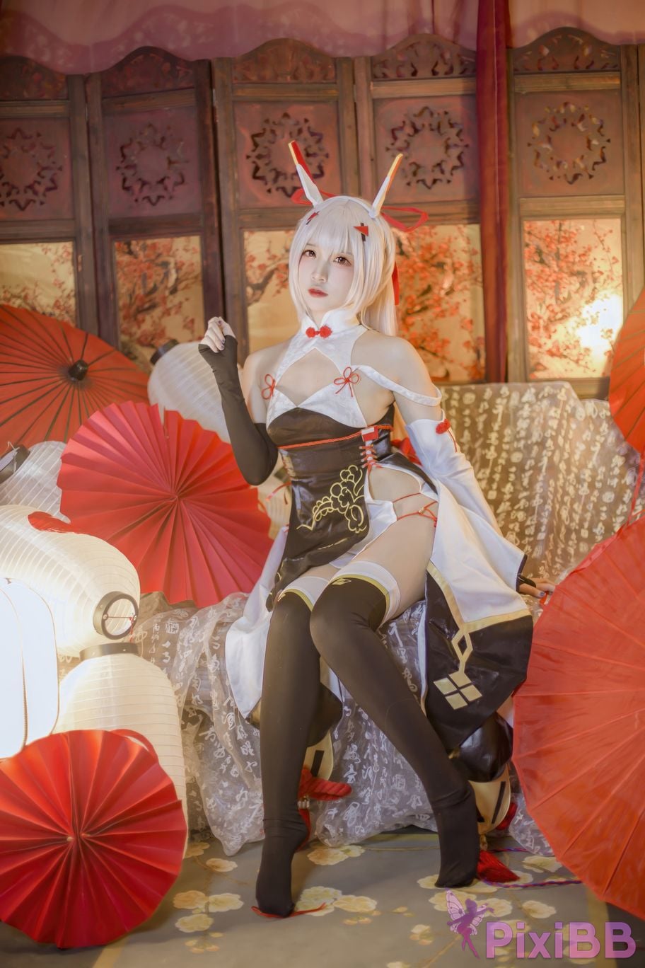 Cosplayer Second Assistant Nisa azur lane Ayanami New Year Cheongsam PixiBB.COM 025