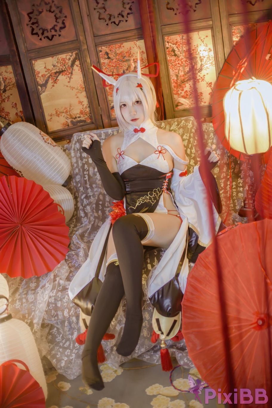 Cosplayer Second Assistant Nisa azur lane Ayanami New Year Cheongsam PixiBB.COM 026