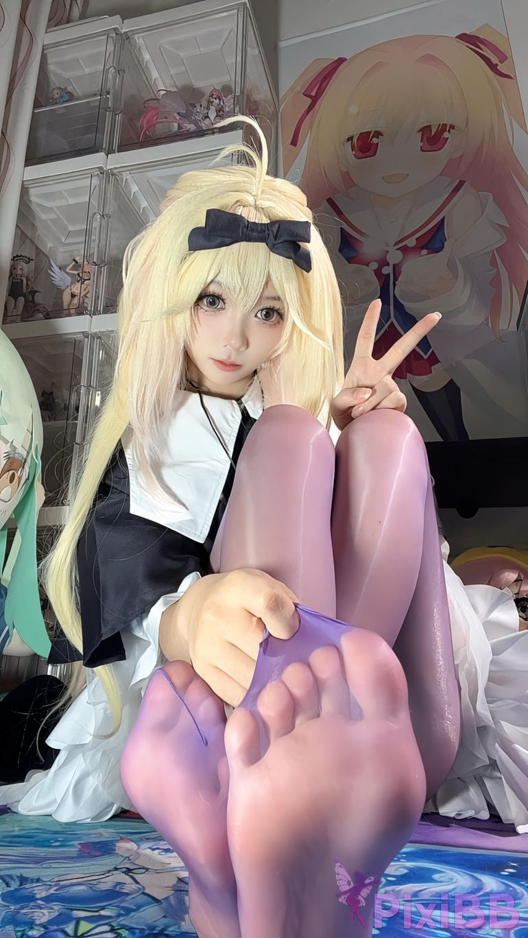 Cosplayer white oak Shirly luluka PixiBB.COM 147.PNG