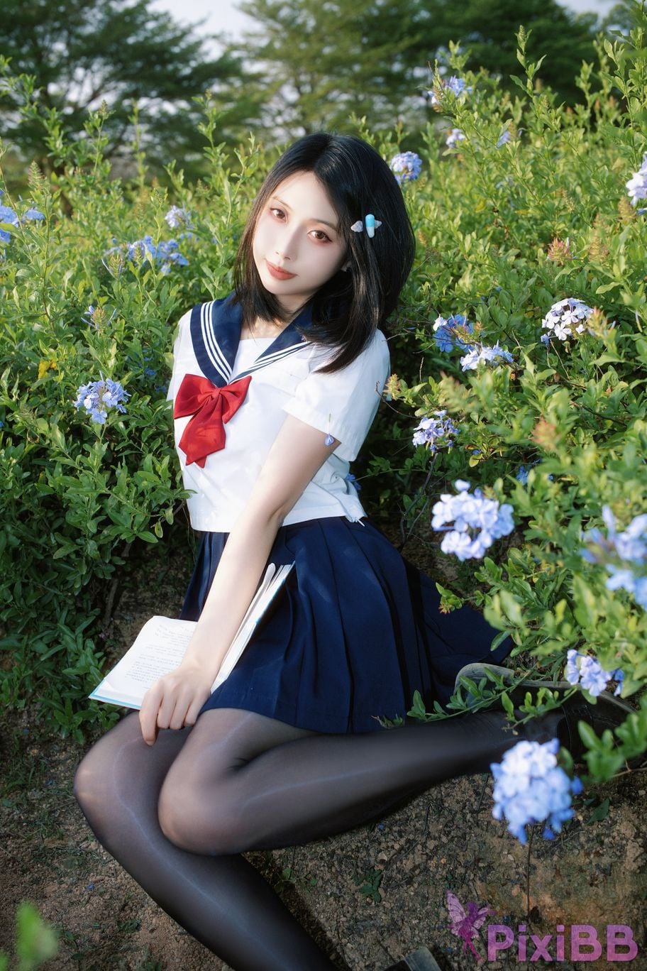 Cosplayer seven red beans blue flower JK PixiBB.COM 005