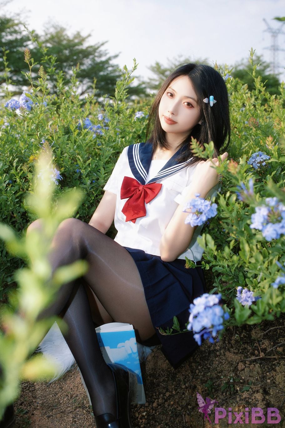 Cosplayer seven red beans blue flower JK PixiBB.COM 008
