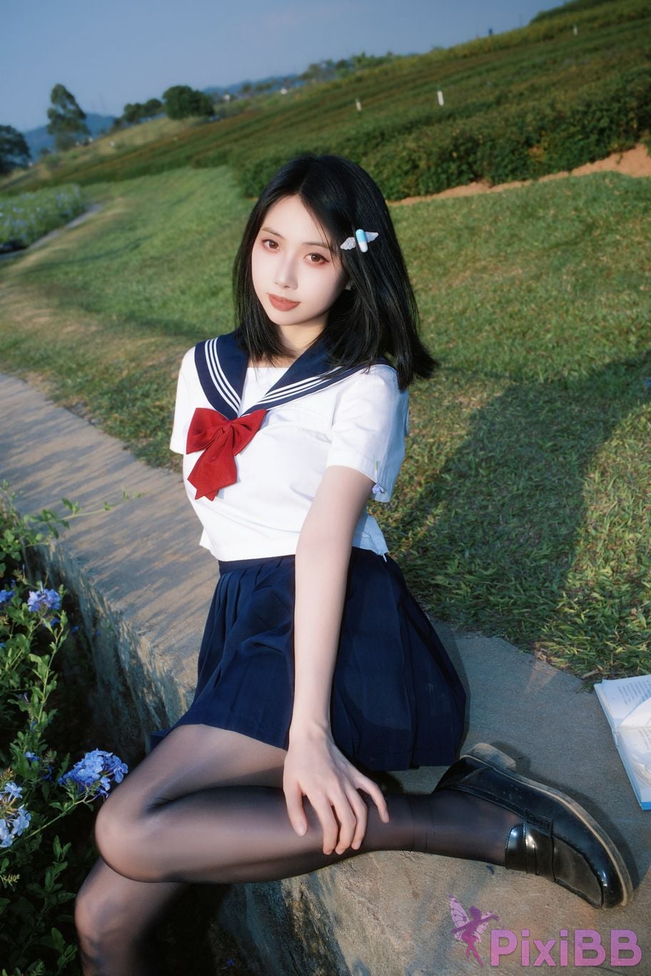 Cosplayer seven red beans blue flower JK PixiBB.COM 015