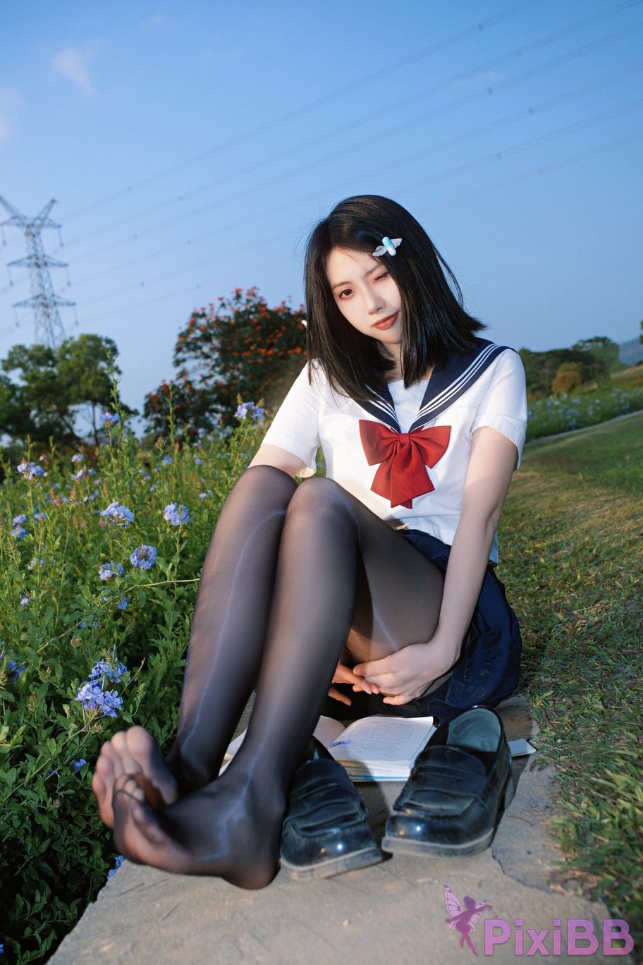 Cosplayer seven red beans blue flower JK PixiBB.COM 032