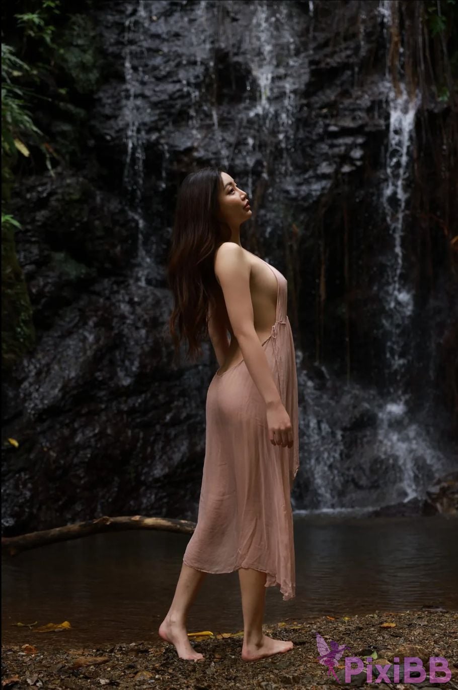 Japanese Idol Miho Abe FRIDAY GOLD Shocking first hair nude PixiBB.COM 020