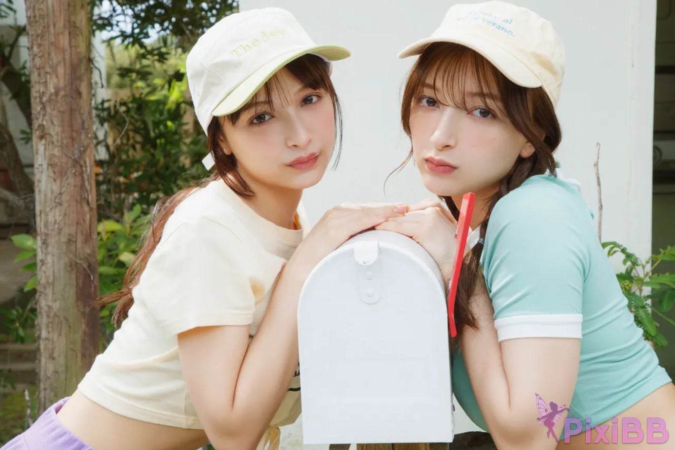 Japanese Idol Erika Marina Momose FRIDAY Monthly Girl 049 Erimari Sisters Completely unannounced 100 Cuts and Movies PixiBB.COM 070