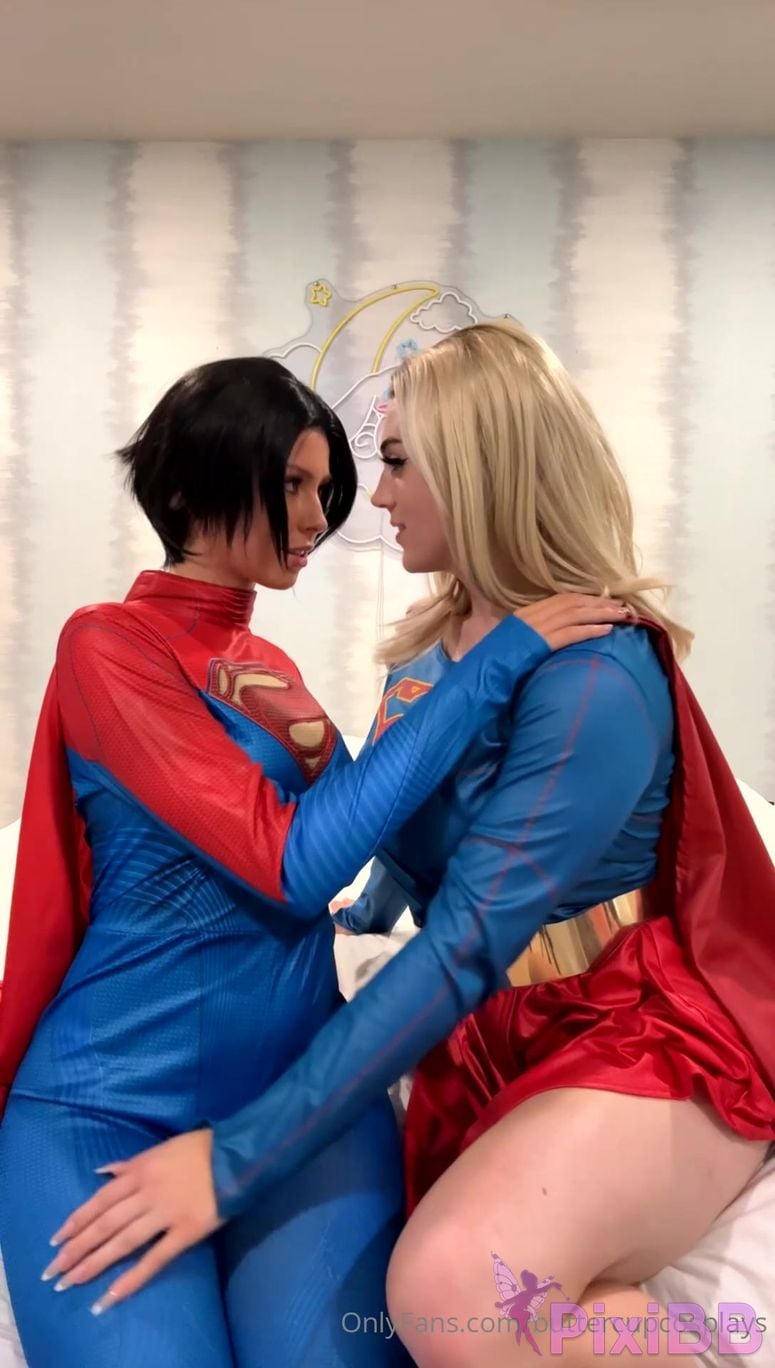 Buttercup Cosplays Xoj3na Supergirl Video PixiBB.COM 2 004