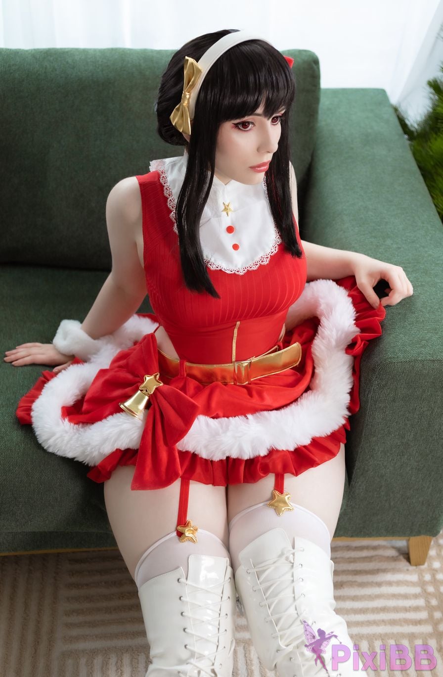 Mirikashi Yor Forger Xmas PixiBB.COM 26