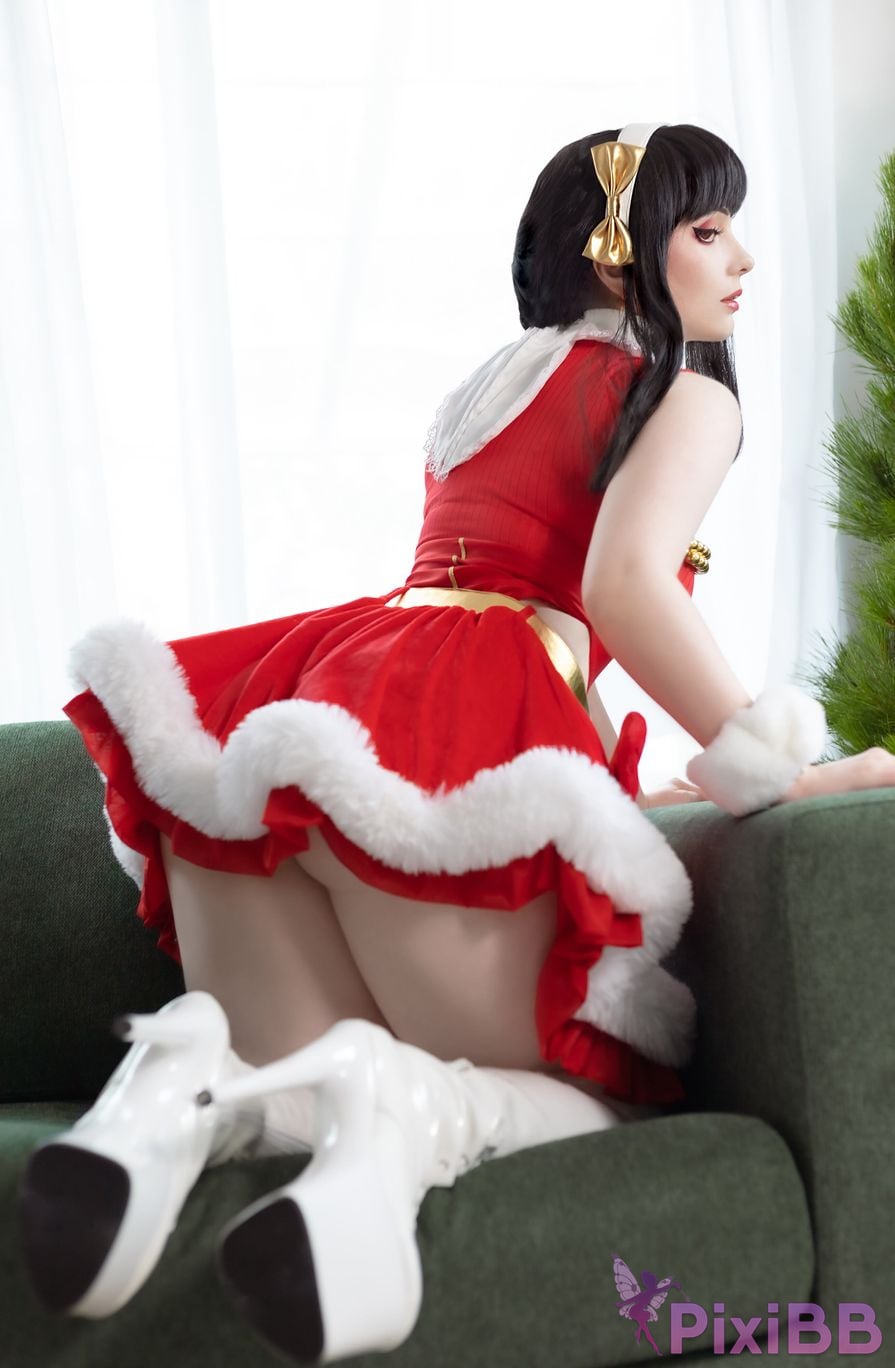 Mirikashi Yor Forger Xmas PixiBB.COM 30