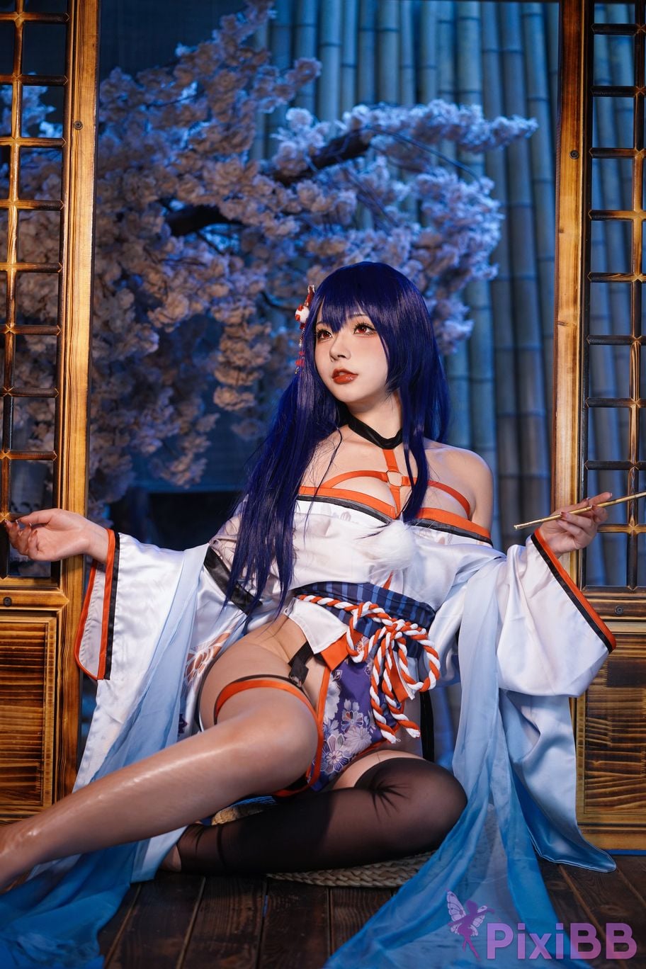 Coser yuuhui Erophone Re Mako PixiBB.COM 001