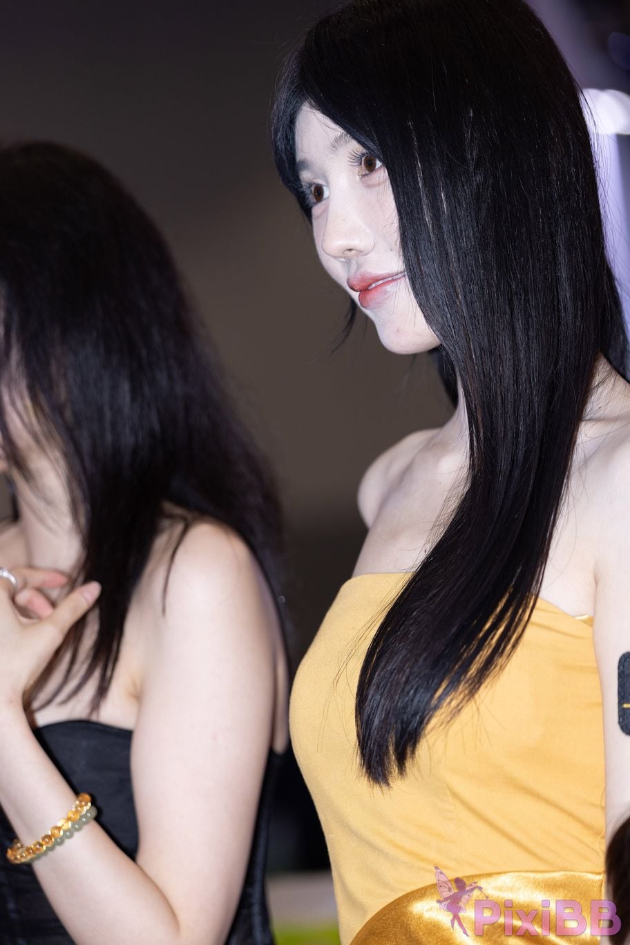 Featured Street Photography Works No.5597 Car model Li Yien PixiBB.COM 021