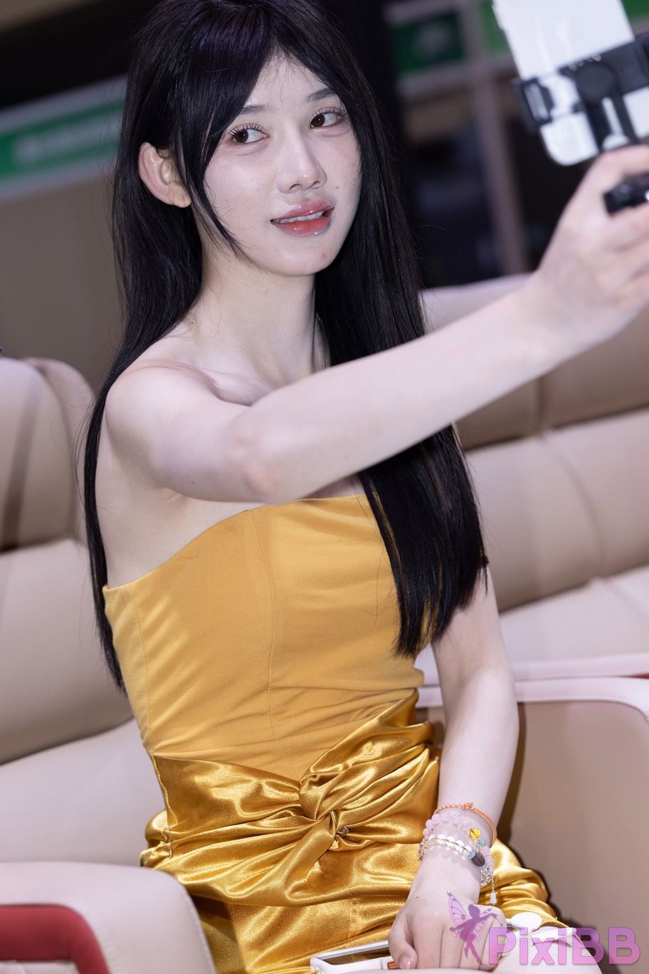 Featured Street Photography Works No.5597 Car model Li Yien PixiBB.COM 120