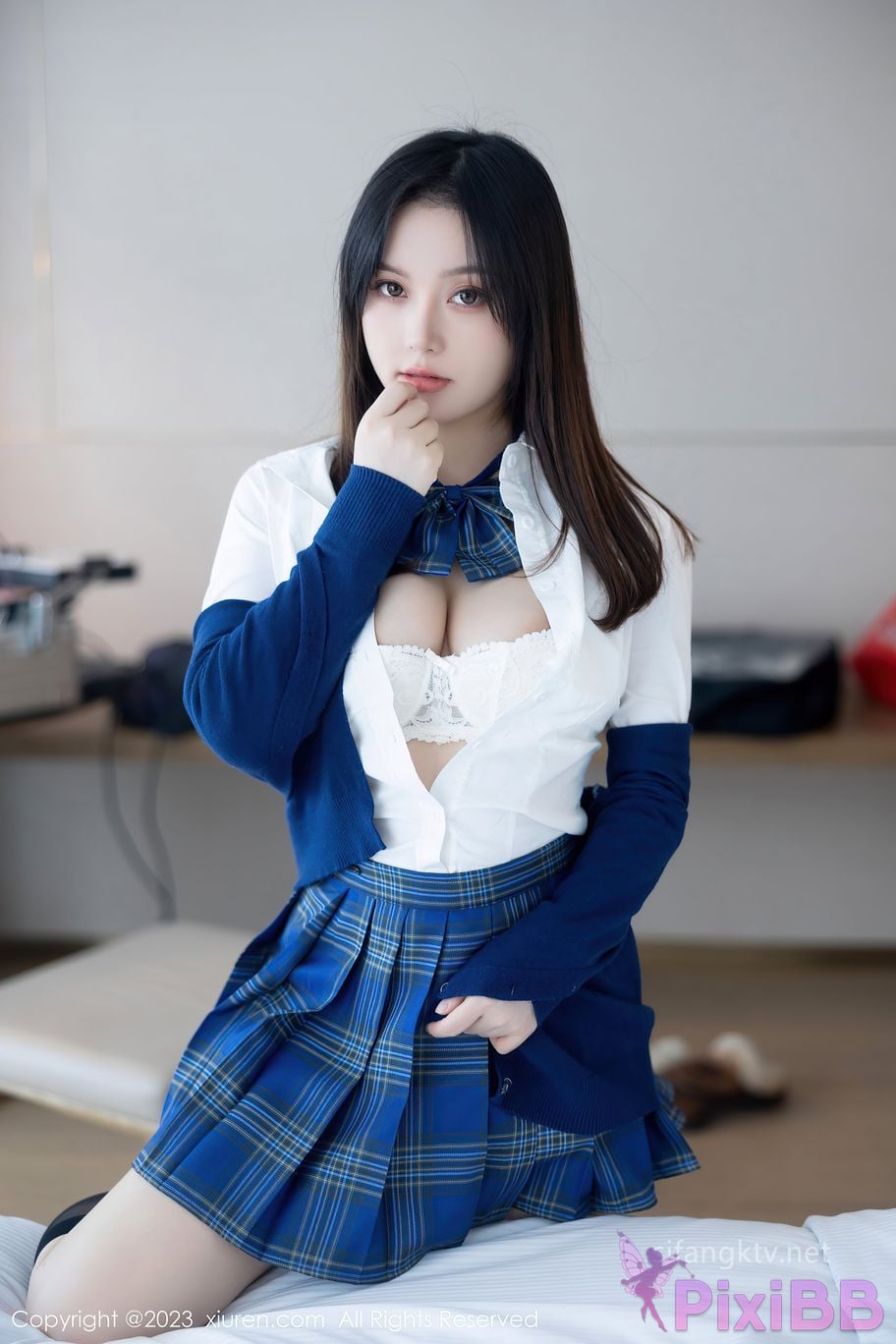 XR Uncensored Dou Ban Jiang Doubanjiang R18 XIUREN model Super exciting in public places PixiBB.COM 055