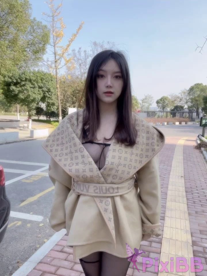 XR Uncensored Dou Ban Jiang Doubanjiang R18 XIUREN model Super exciting in public places PixiBB.COM 093