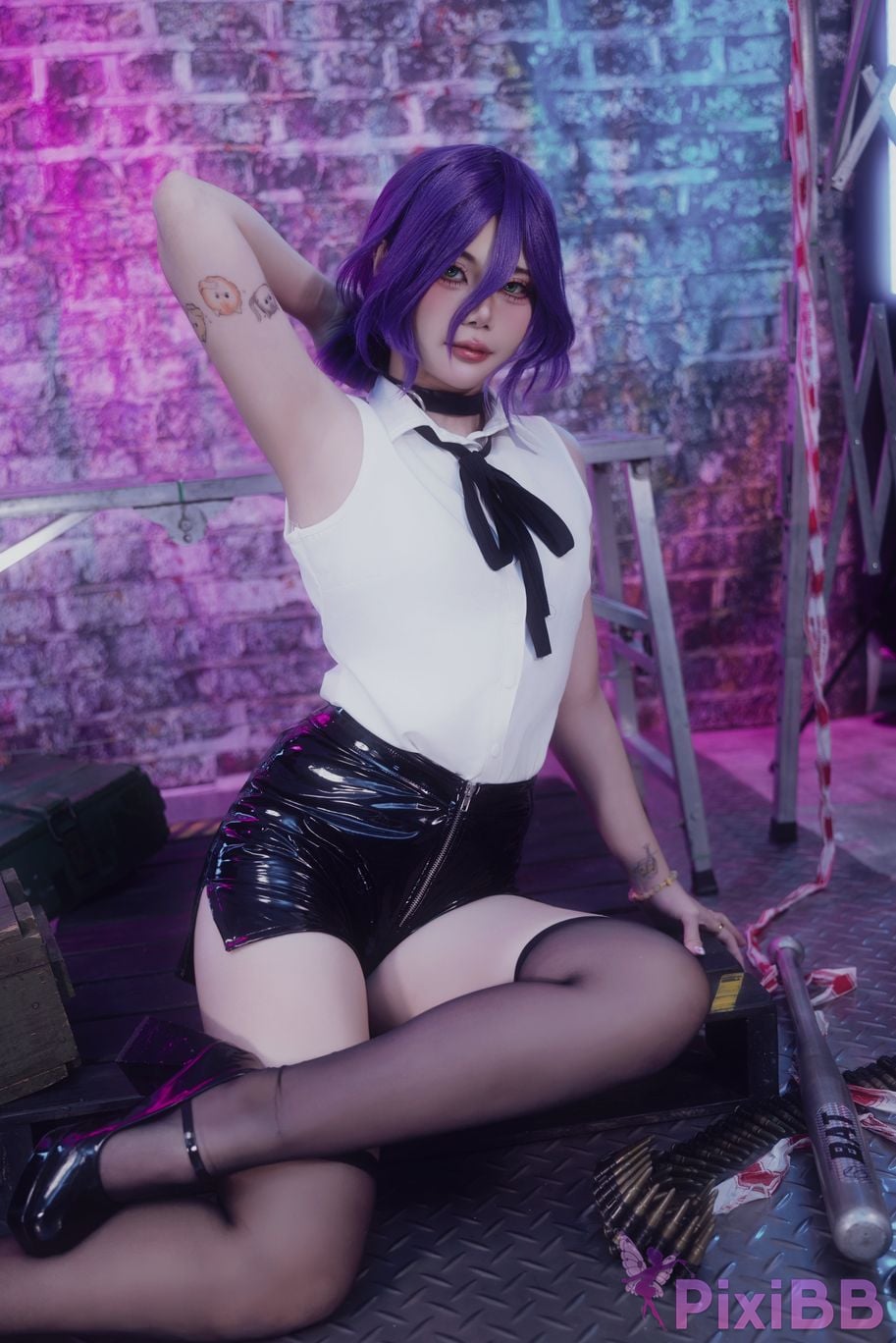 Cosplayer Miinmeow chainsaw man Lesai PixiBB.COM 002