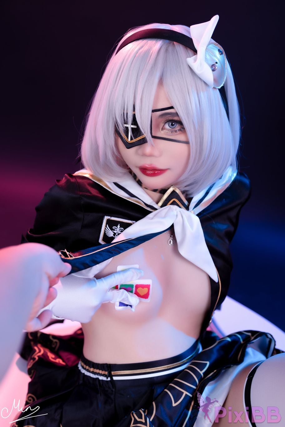 Cosplayer Miinmeow 2B dishwash PixiBB.COM 010