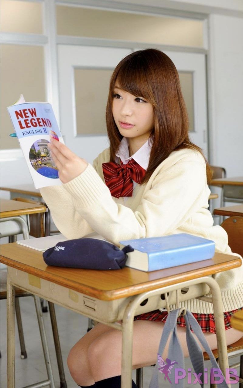 Japanese Idol Hatsumi Saki Nude Photo Book 011 PixiBB.COM 004