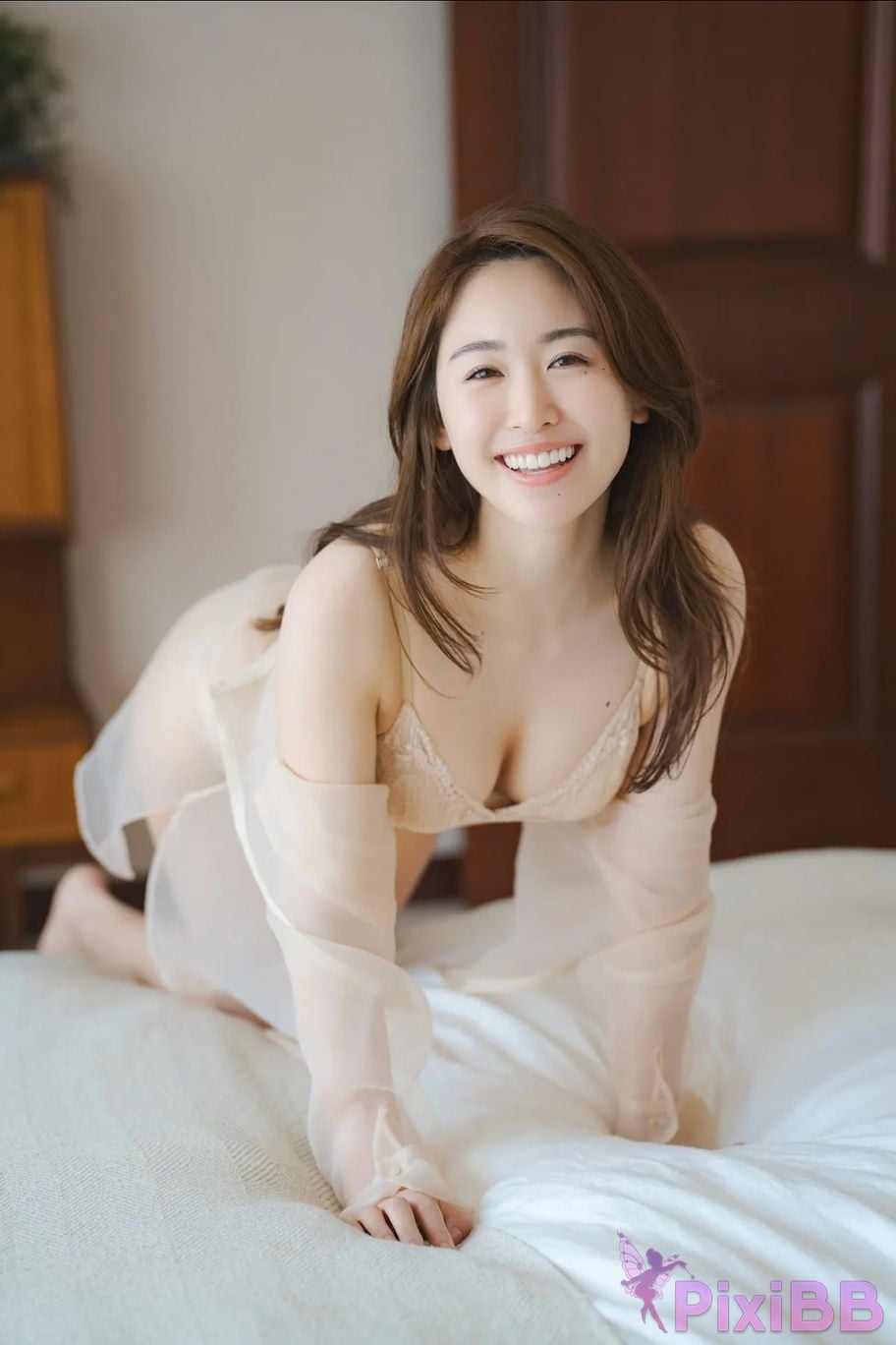 Japanese Idol Haruka Miwa san lun qing xiang FRIDAY digital photo book dream bed in Vol.2 PixiBB.COM 047