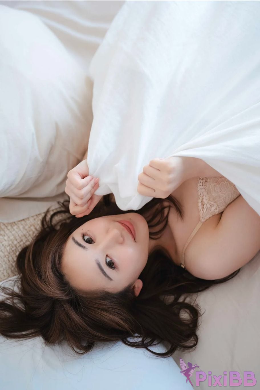 Japanese Idol Haruka Miwa San Lun Qing Xiang FRIDAY digital photo book dream bed in Vol.1 PixiBB.COM 056