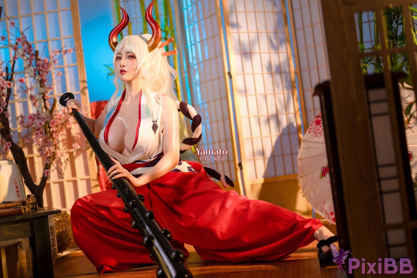 Cosplayer Tiny Asa Yamato One Piece PixiBB.COM 065