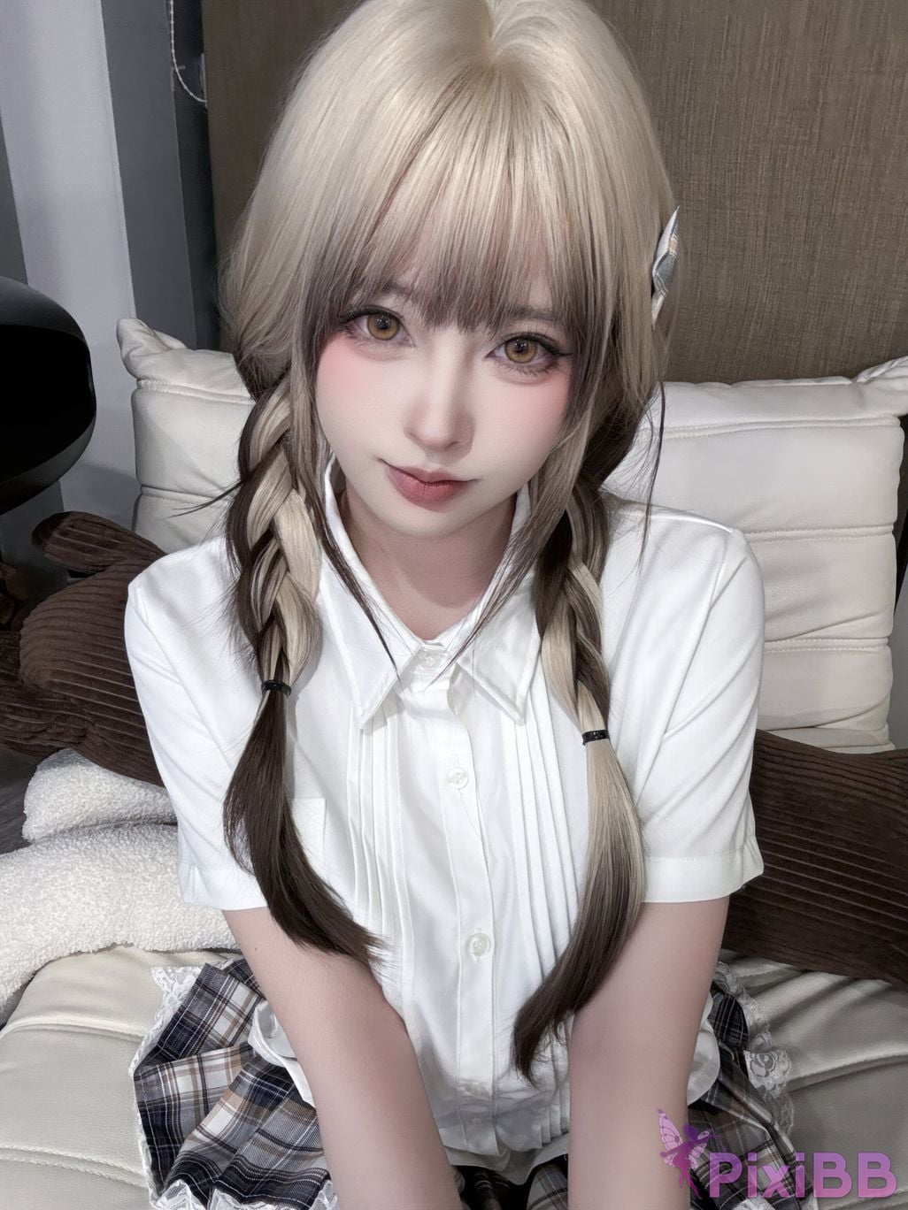 Cosplayer Yuno Shimizu White shirt broken shadow PixiBB.COM 001