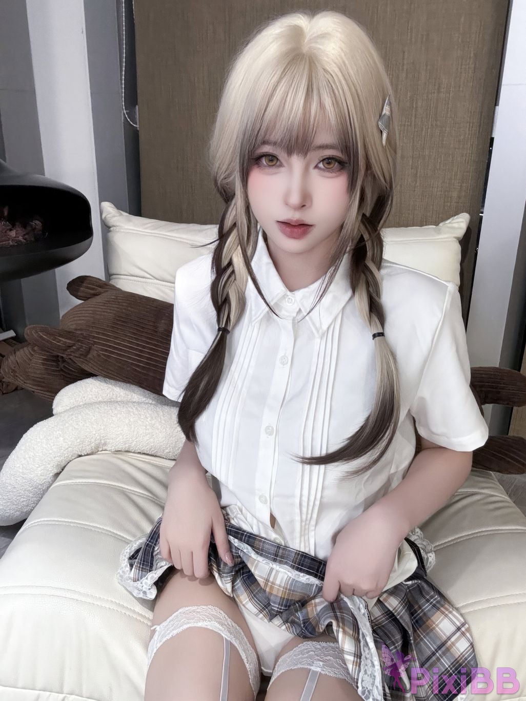 Cosplayer Yuno Shimizu White shirt broken shadow PixiBB.COM 005
