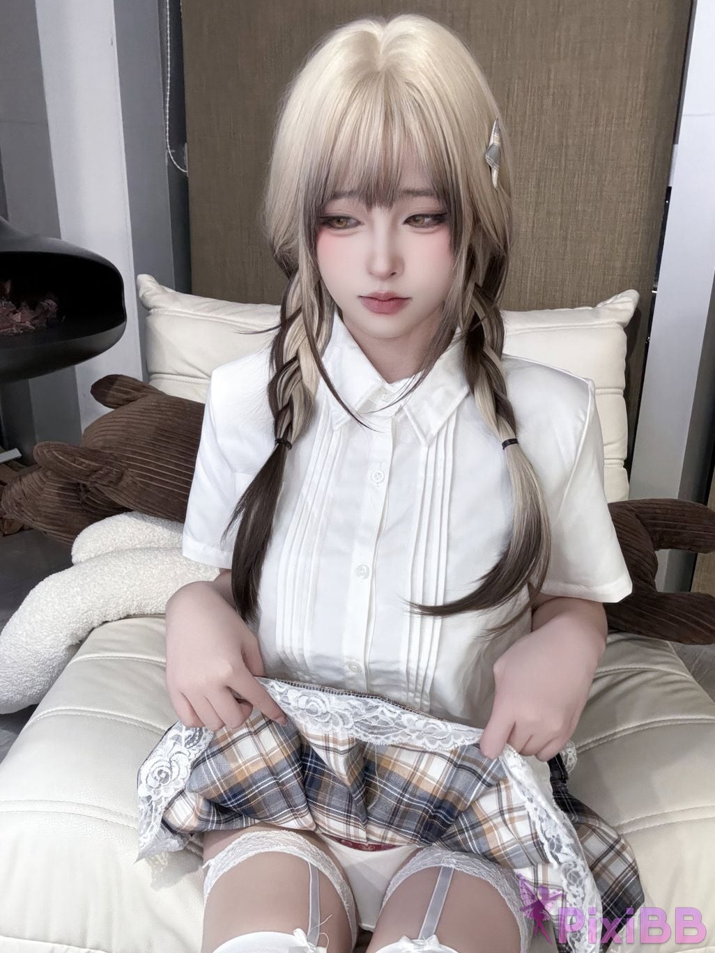 Cosplayer Yuno Shimizu White shirt broken shadow PixiBB.COM 007