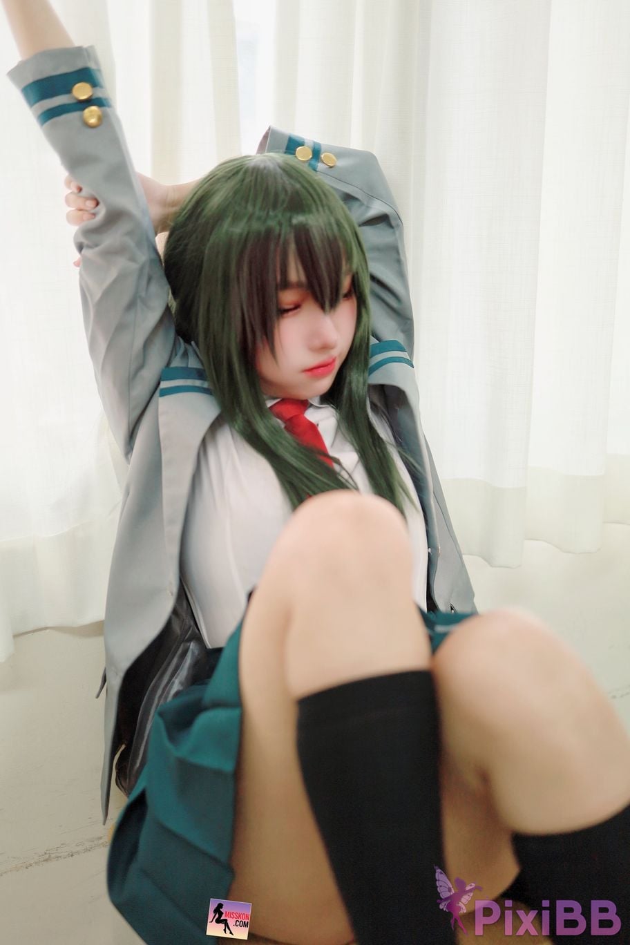 Coser mu Momo xue sheng fu zi wei pa PixiBB.COM 009