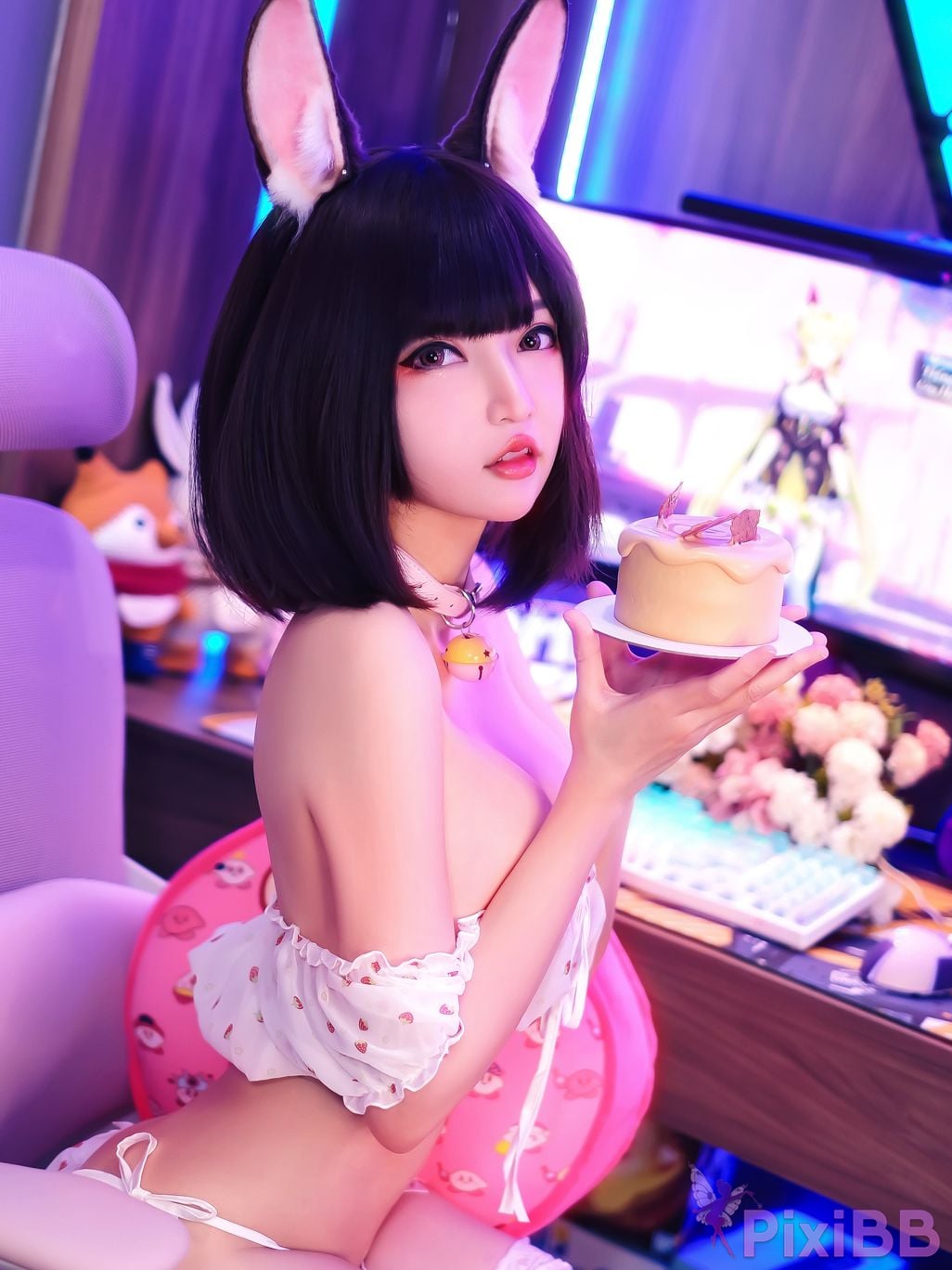 Potato Godzilla Tatami Otaku Girl PixiBB.COM 16