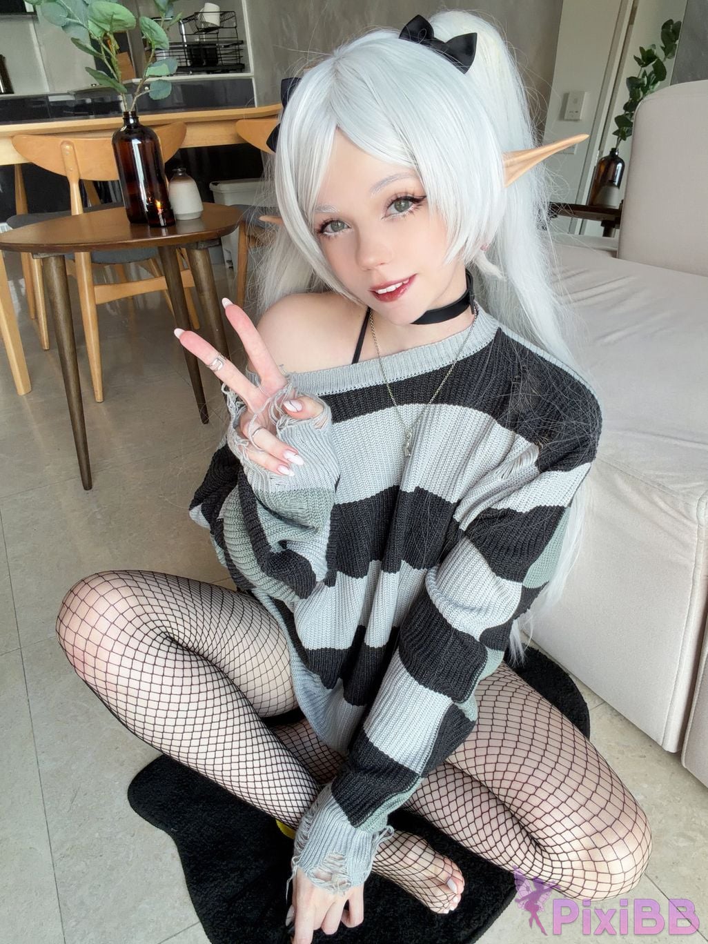Caticornplay Goth Frieren PixiBB.COM 22