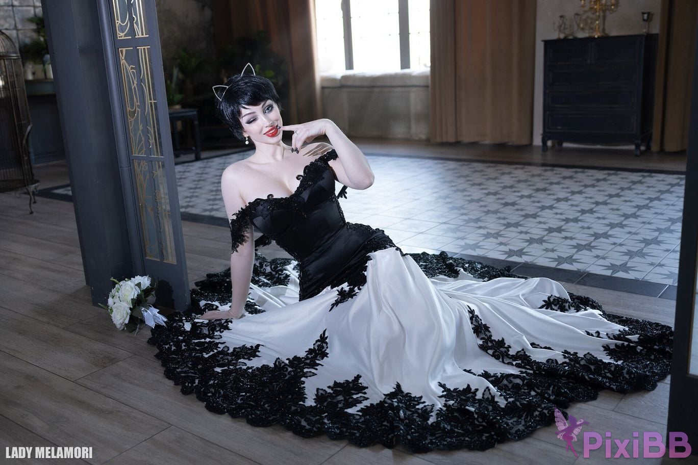 Lady Melamori Catwoman Bride PixiBB.COM 16